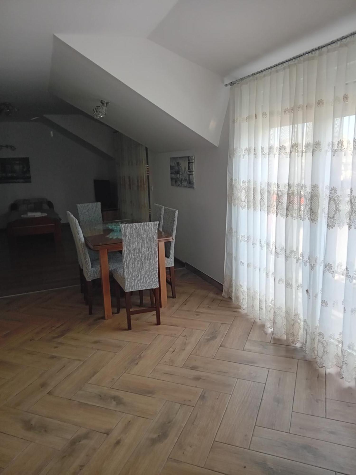 M Batajnica Apartment